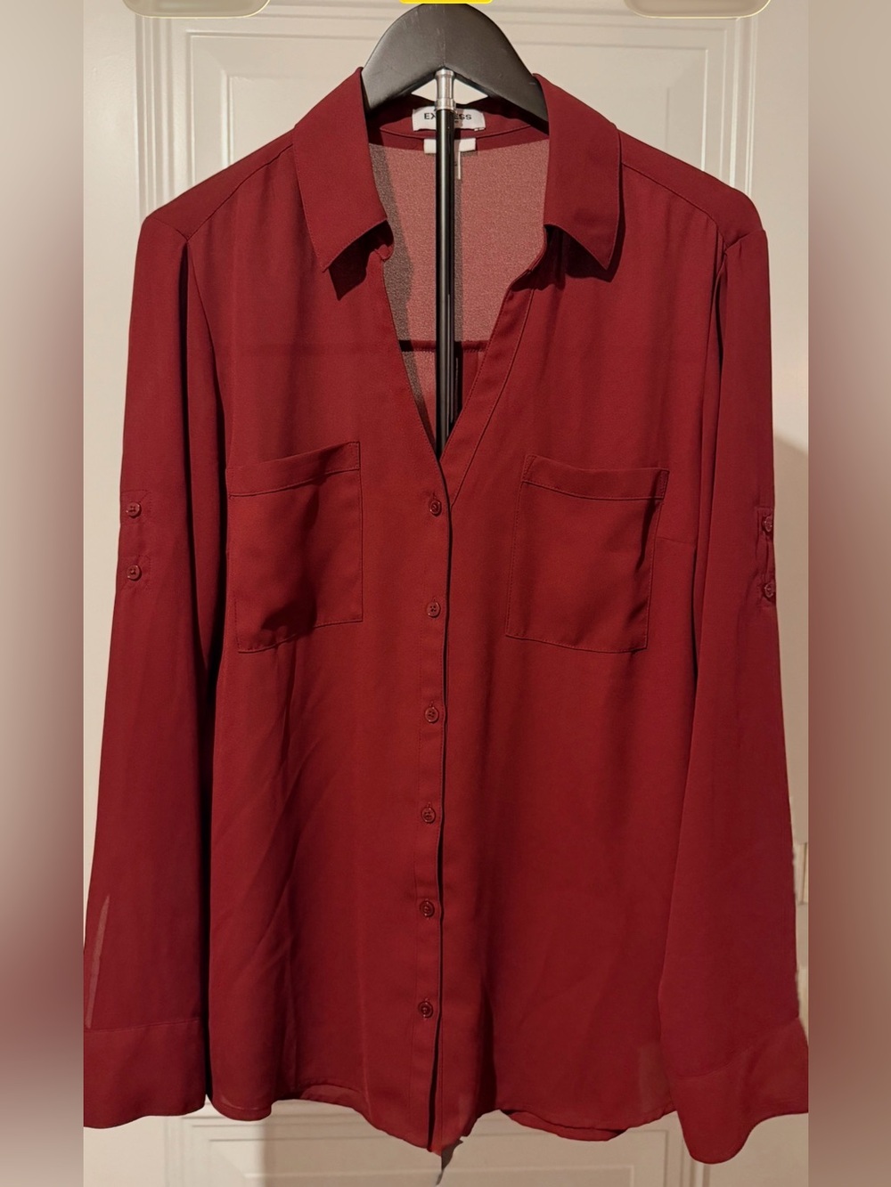 Express Portofino V-Neck Button
Down Blouse Shirt Burgundy Women‎ Slim Large